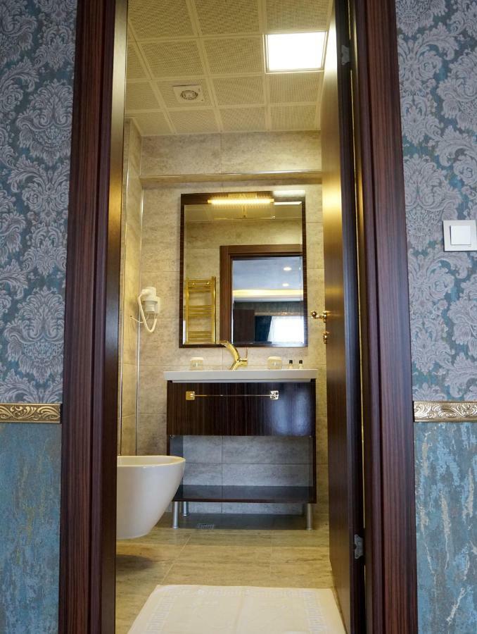 Marinn Deluxe Hotel Altinova  Bagian luar foto